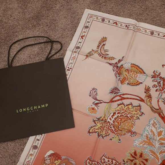 NWT Longchamp Paris Corail Twill Silk Scarf - Picture 3 of 4